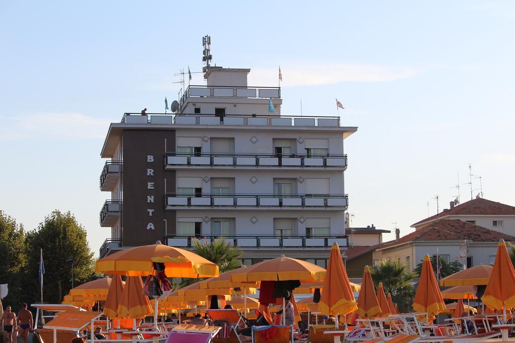 Hotel Brenta Viserbella di Rimini Екстер'єр фото