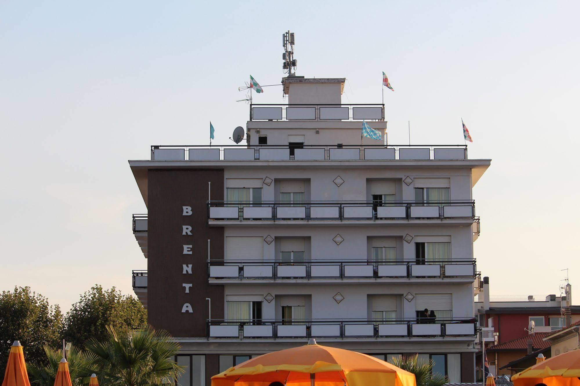 Hotel Brenta Viserbella di Rimini Екстер'єр фото
