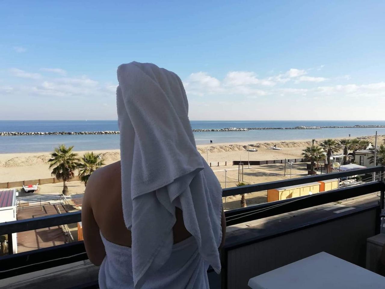 Hotel Brenta Viserbella di Rimini Екстер'єр фото